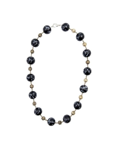Collar de Perlas Checas Negras Marmoleadas