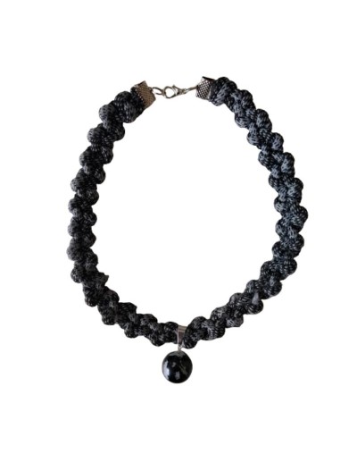 Collar Gargantilla de Cordón Gris y Negro en Macramé 