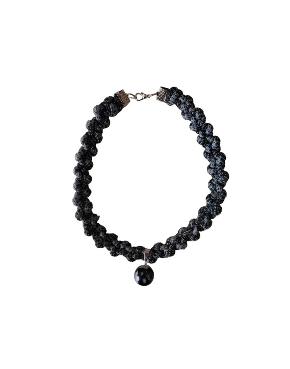 Collar Gargantilla de Cordón Gris y Negro en Macramé 