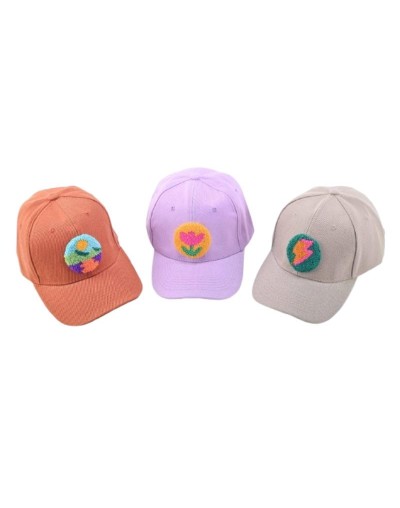 Gorra con aplique bordado