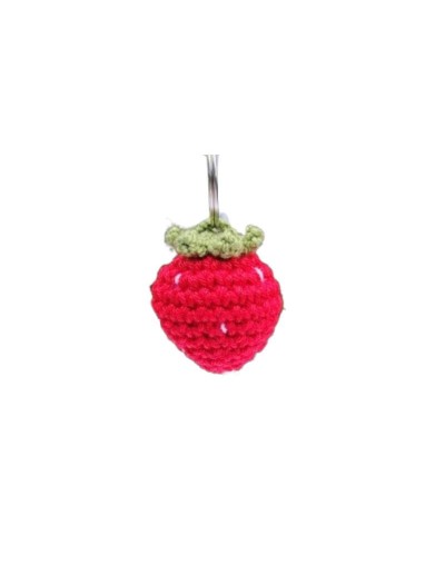 Llavero Fresa en Amigurumi HOOKUMI