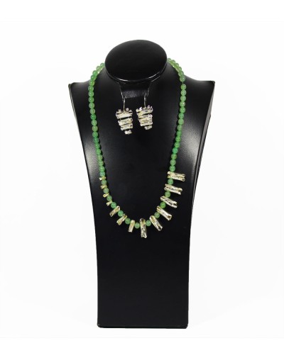 Collar y aretes orquídea