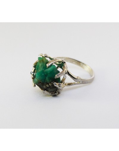 Anillo embrujo verde
