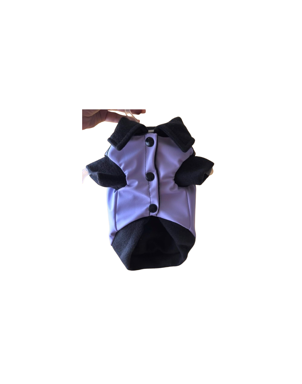 Chaqueta en cuerina morada
