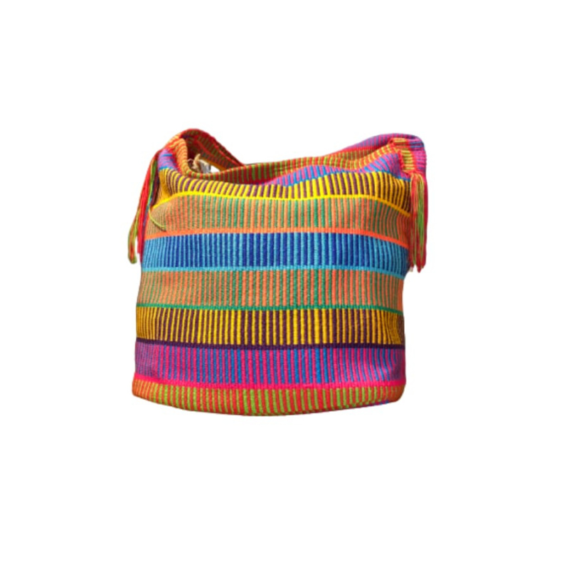 Artesania bolso en tela de hamaca de san jacinto