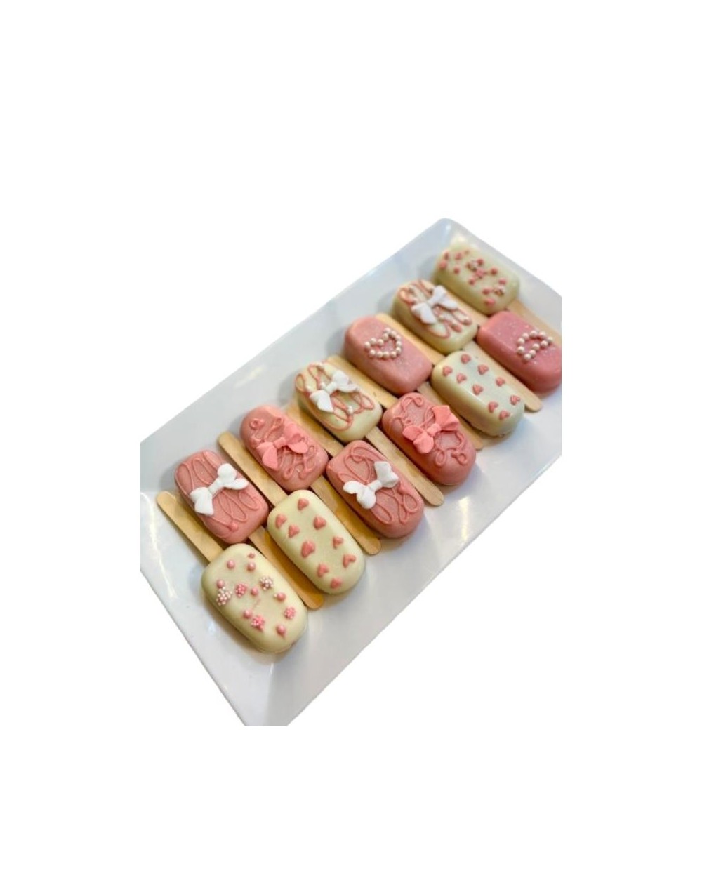 PALETAS RELLENAS DE TORTA HUMEDA x6
