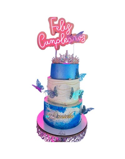 TORTA DECORADA DE 3 PISOS
