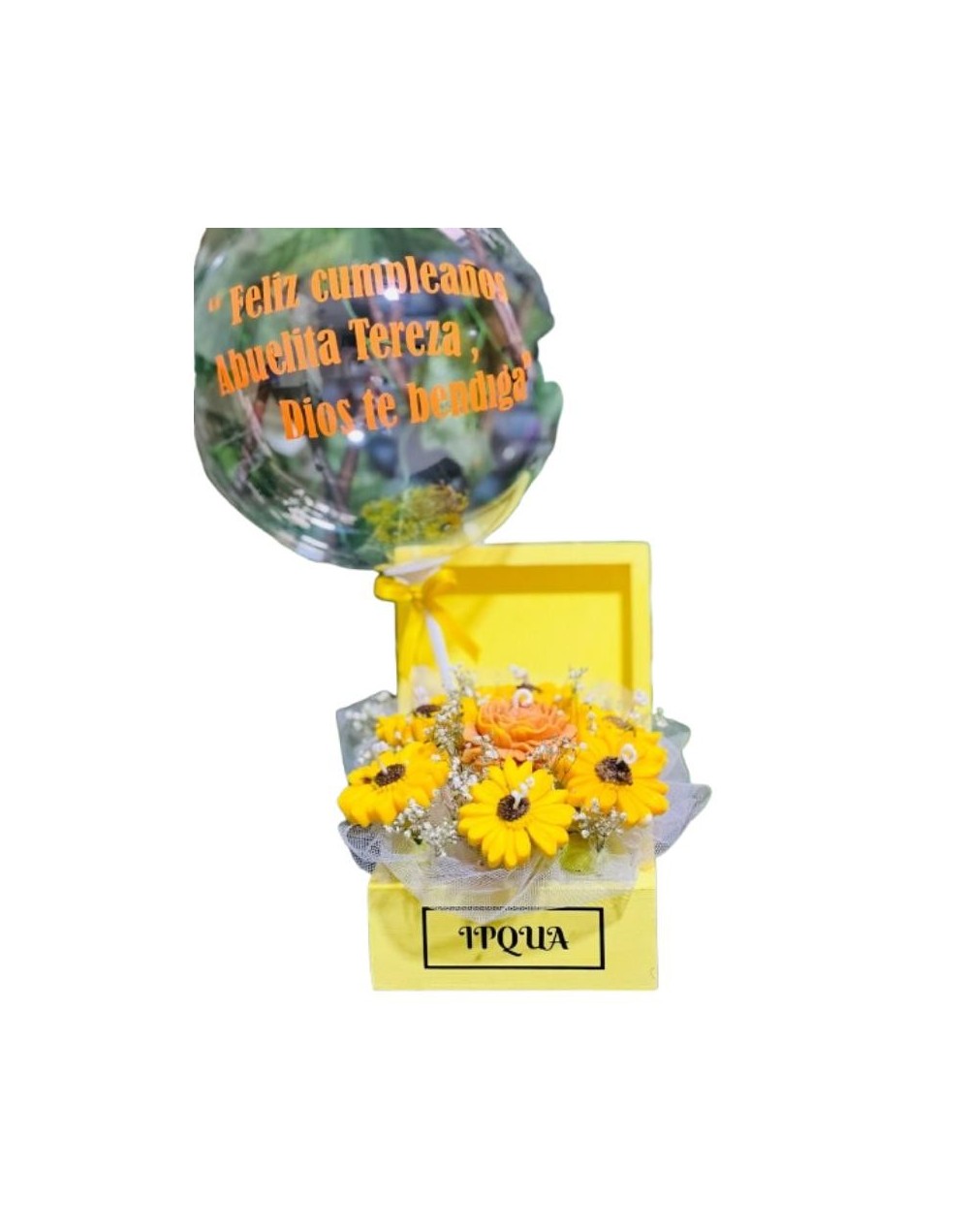 Ramo de velas en cera de soja aromatizadas con globo burbuja y mensaje personalizado