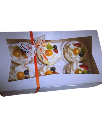 Canastas de frutas en base de hojaldre