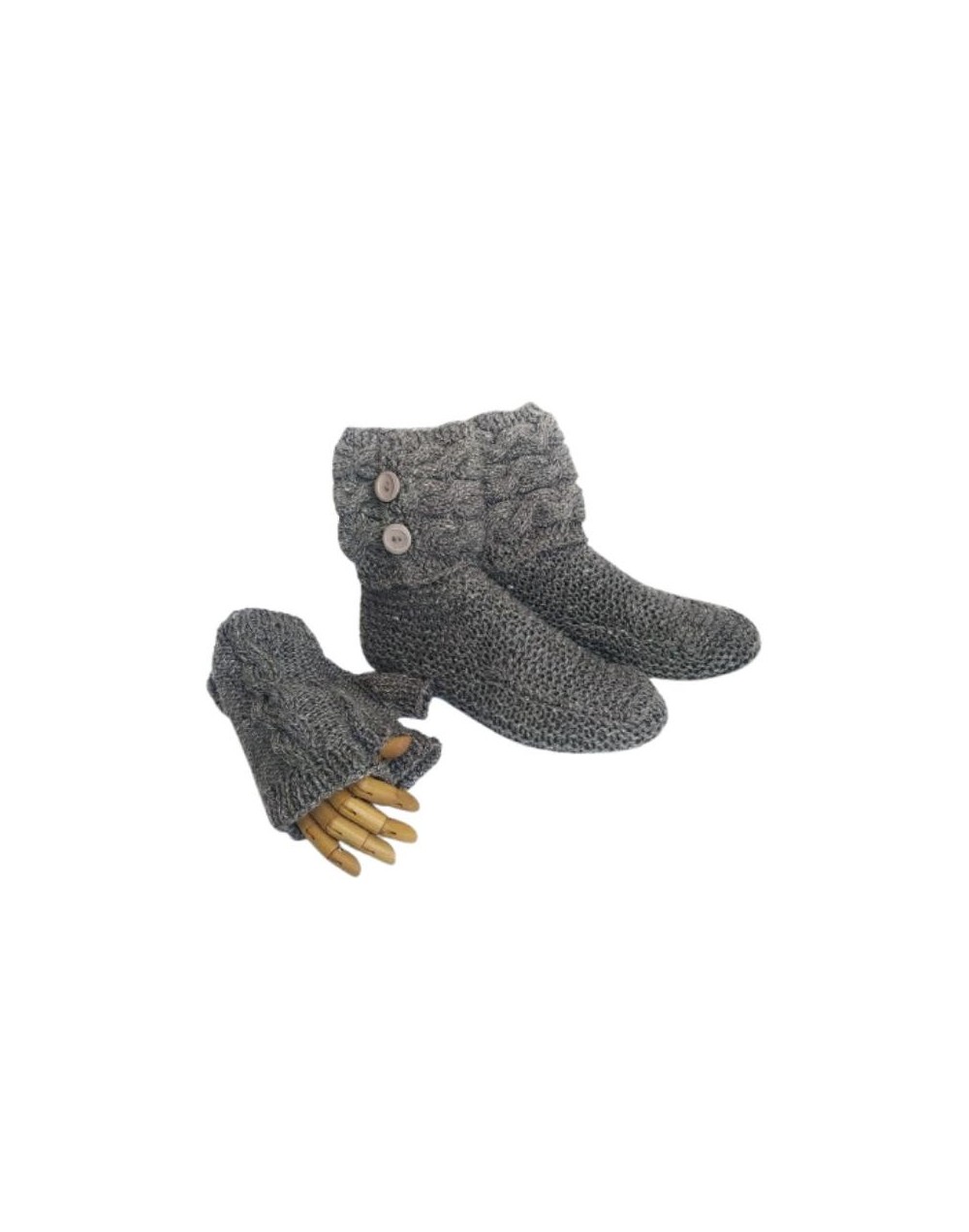 Conjunto mitones y boticas de casa