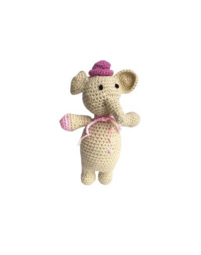 Elefante amigurumi de pie