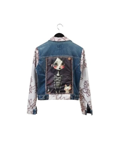 CHAQUETA DE JEAN REDISEÑADA