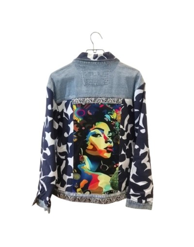 CHAQUETA DE JEAN REDISEÑADA