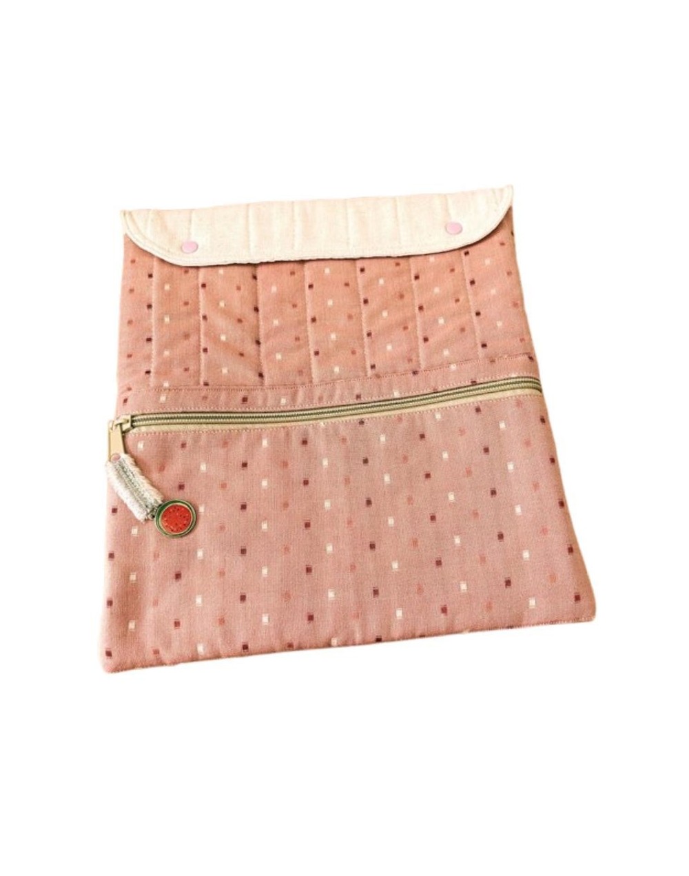 Funda artesanal para libros en Patchwork
