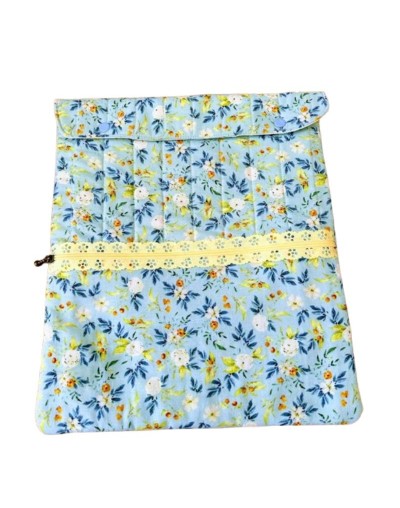 Funda artesanal para libros en Patchwork