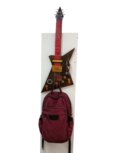 Guitarra Escultórica "Resonancias Recuperadas" - Rojo Profundo