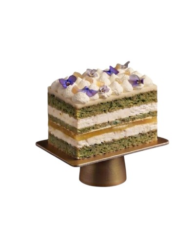 Layer cake de te de coca , guayaba agria y limón mandarino 