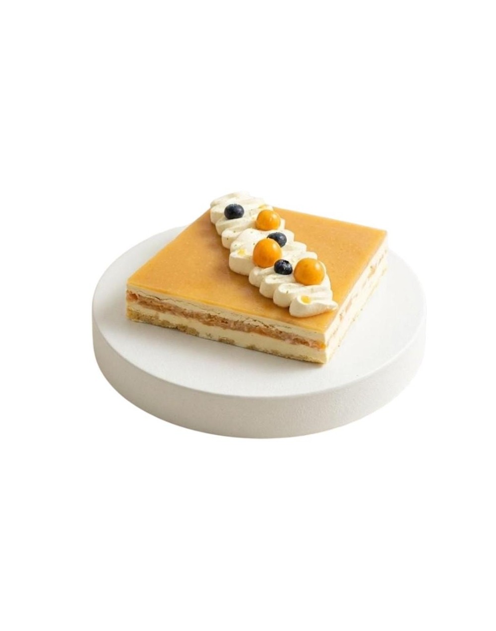 layer cake de nispero y uchuva 