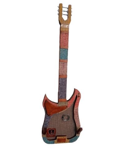 Guitarra Escultórica "Resonancias Recuperadas" - Telar de Colores