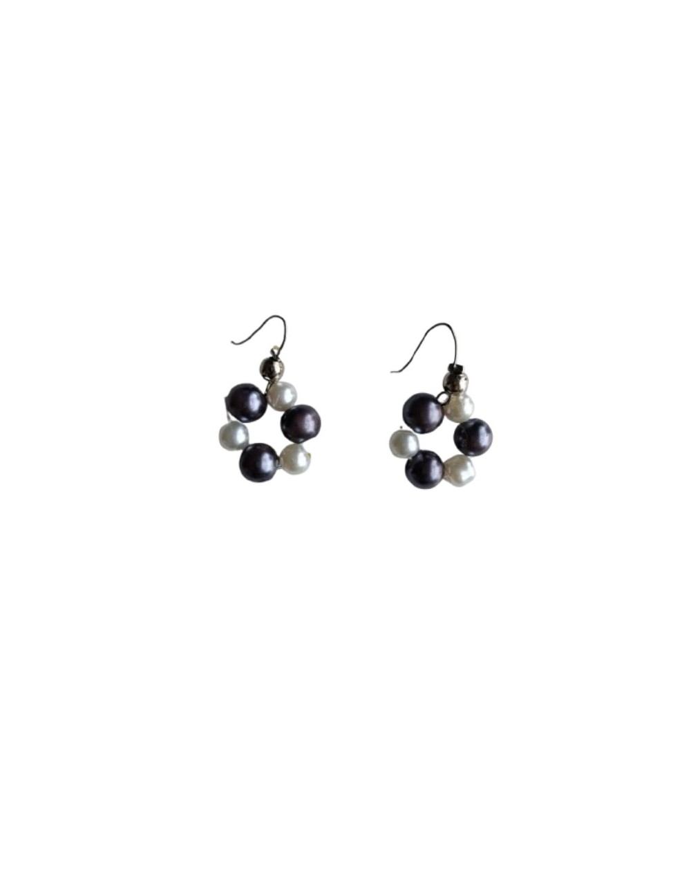 Aretes Redondos Perlas Sintéticas Blancas y Gris Oscuro 