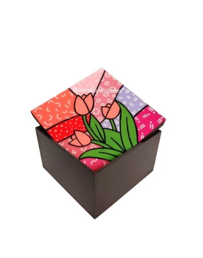 Caja britto flores colorido