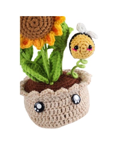 arreglo de girasol amigurumi tejido a mano