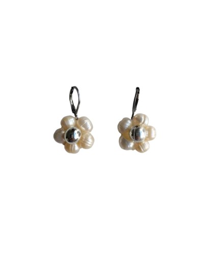 Aretes Flor Perlas de Río y Acerina Plateado 