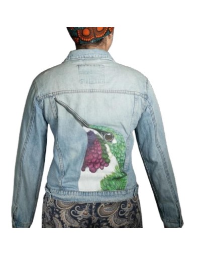 Chaqueta intervenida artesanalmente
