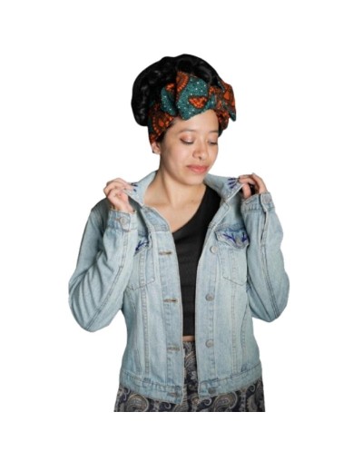 Chaqueta intervenida artesanalmente