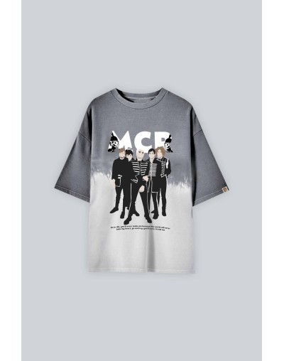 CAMISETA OVERSIZE MCR TIE DYE