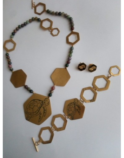 Juego de collar pulsera y topos inspirados en las tortugas marinas