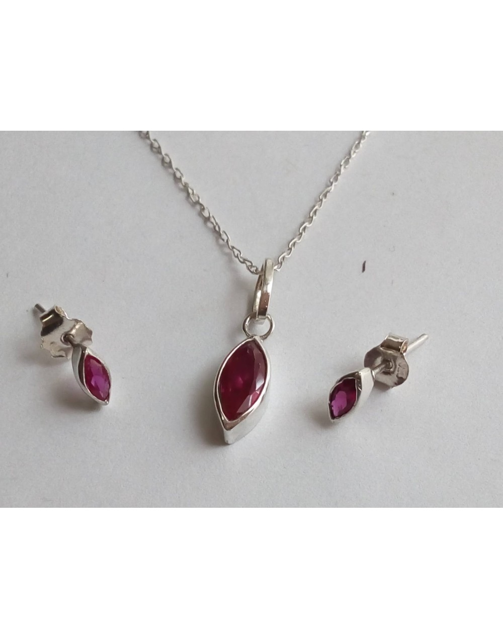 Juego de collar topos