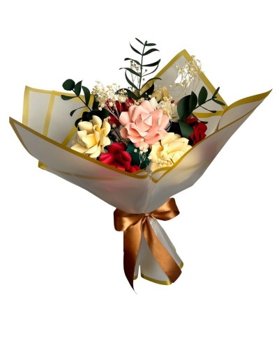 Bouquet de rosas (flores de papel)
