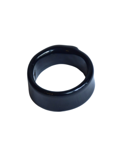 Anillo elemental negro