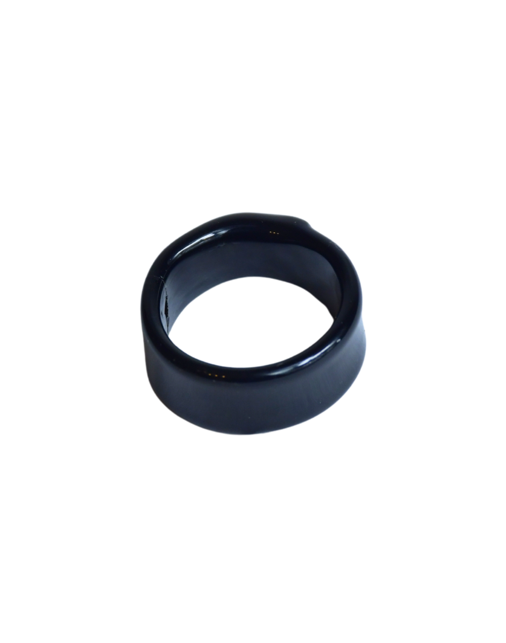Anillo elemental negro