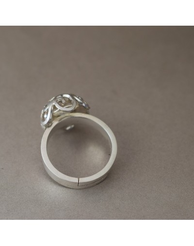 Anillo trazos danzantes pequeño