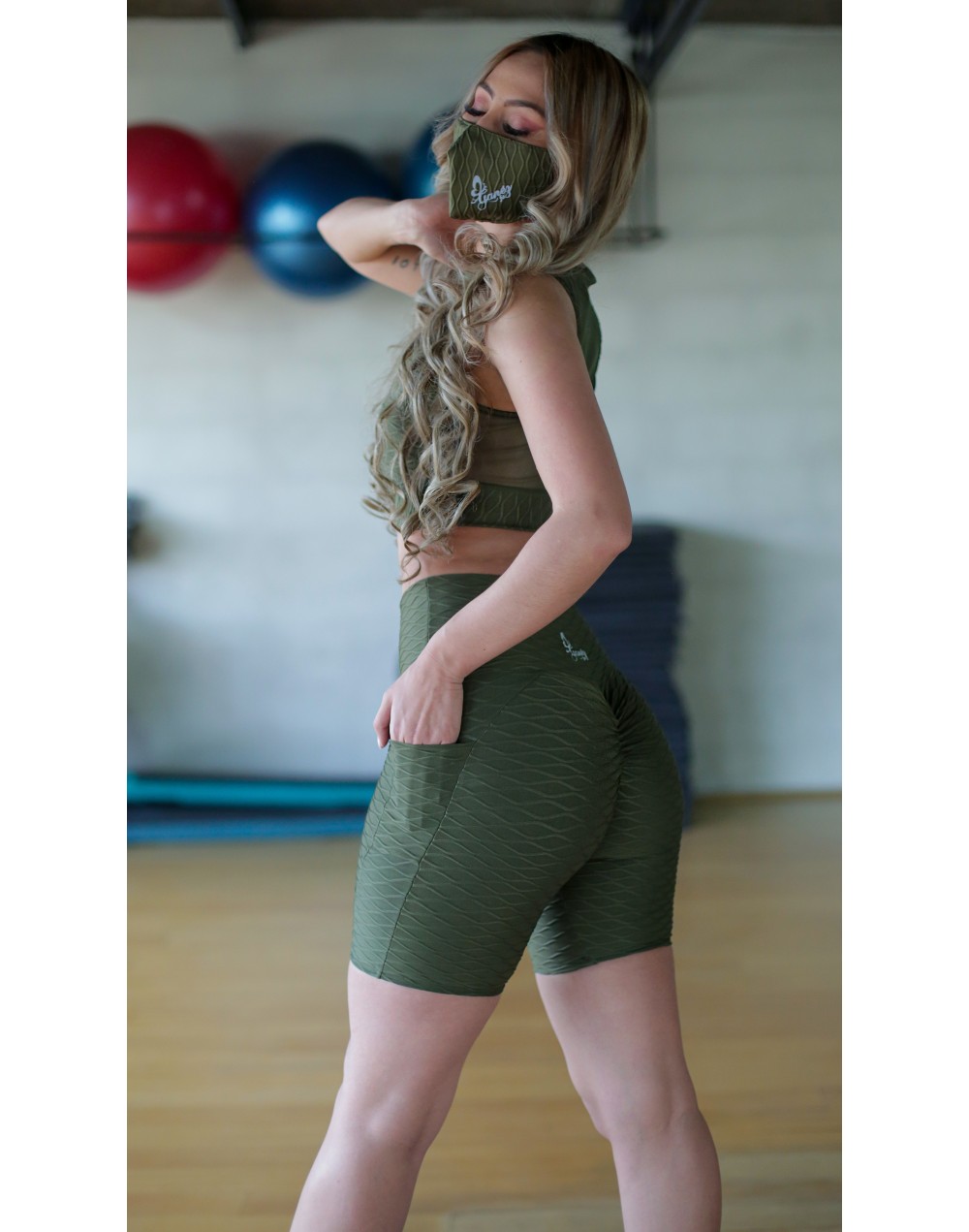 Biker bolsillo lateral texturizado