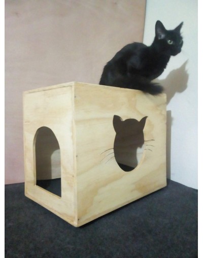 CASA PARA GATO EN MADERA