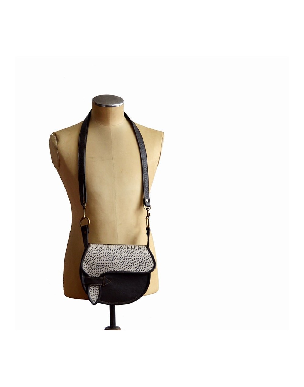 Bolso tipo carriel