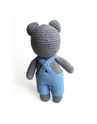 Oso con overol amigurumi tejido