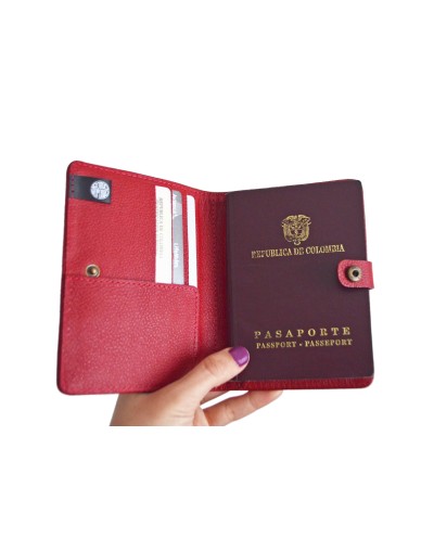 Portapasaporte en cuero Songo Sorongo 
