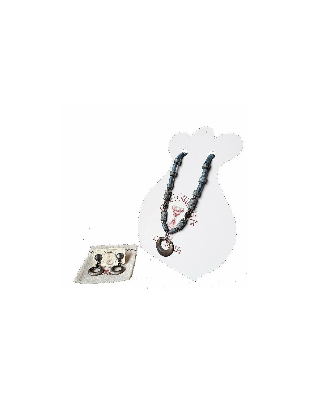 Set collar y aretes Necklace and earring set nariguera Cultura Quimbaya Nosering Quimbaya culture