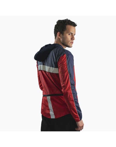 Chaqueta deportiva rompevientos con forro interno roja