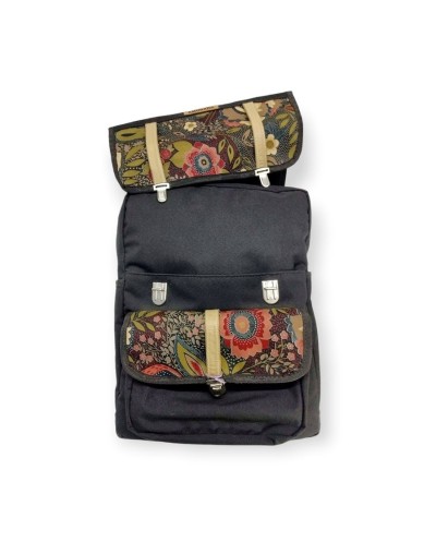 Morral impermeable con apliques en cuero Tequendama