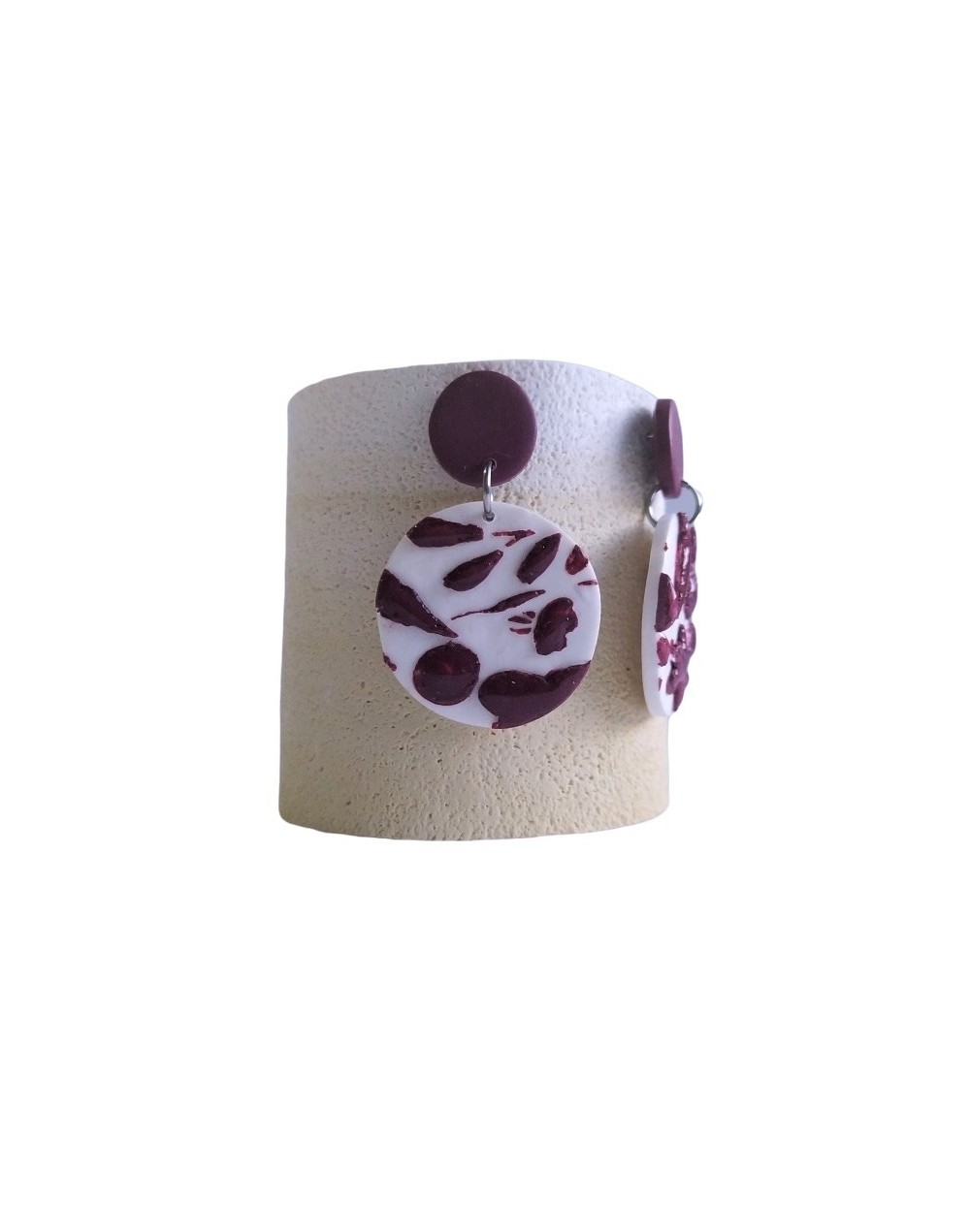 Arete de textura stencil flores