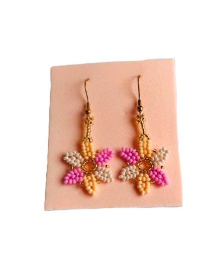 Aretes mostacilla flores