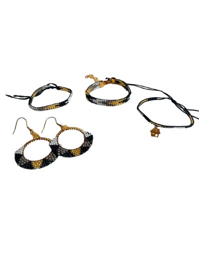 Set de pulseras con aretes