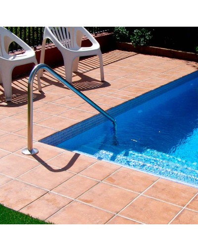 Baranda en acero inoxidable para interior de piscinas