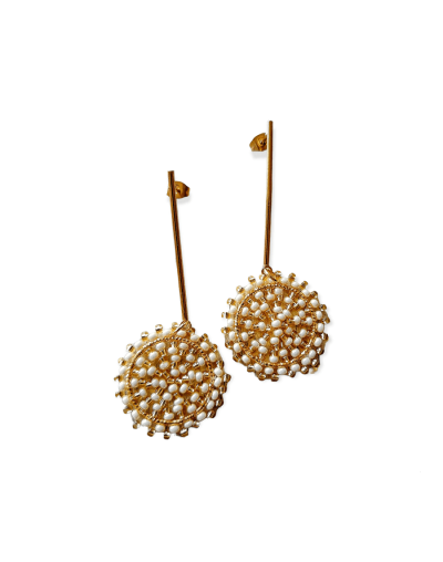 Aretes tejidos en mostacilla