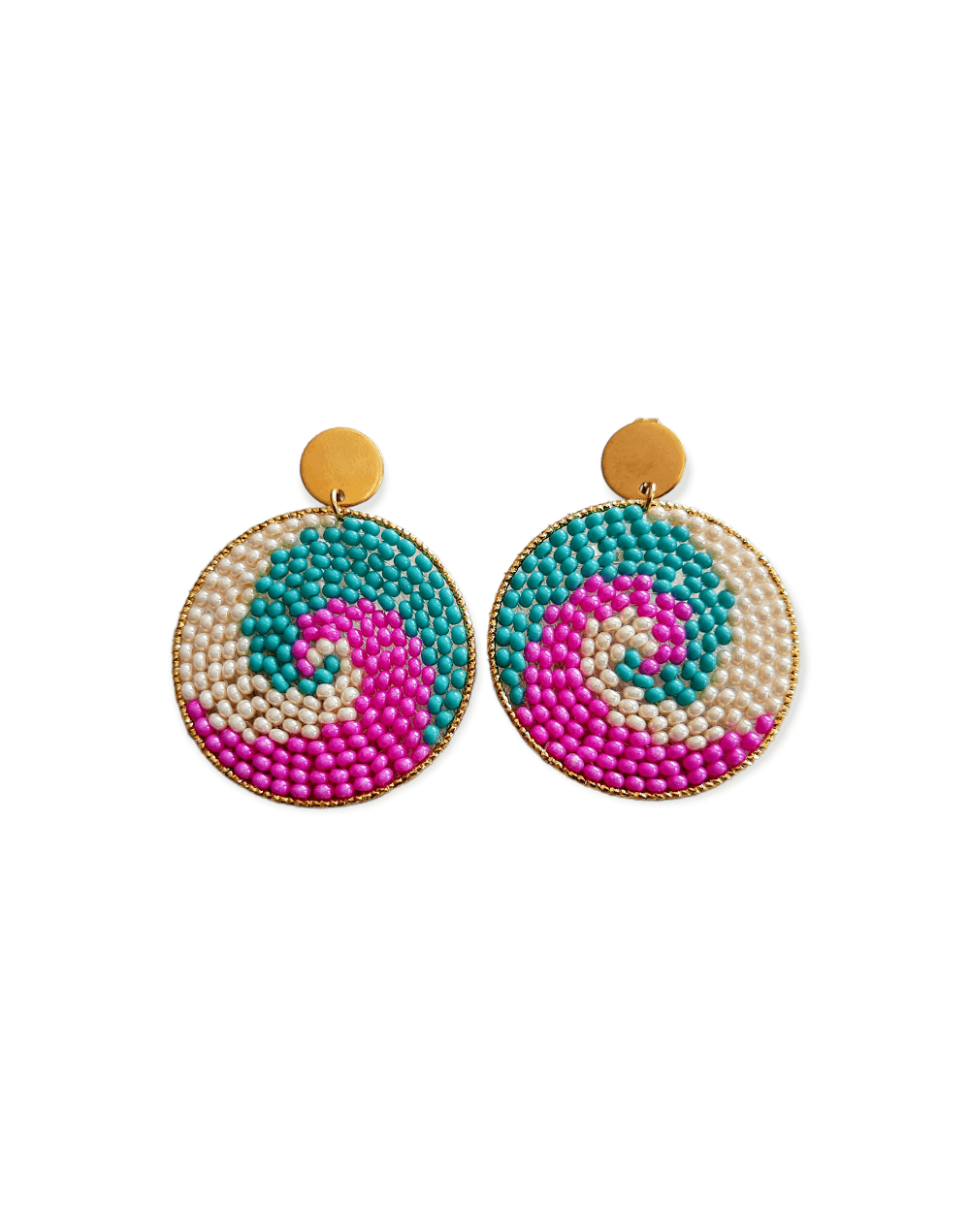 Aretes tejidos en mostacilla